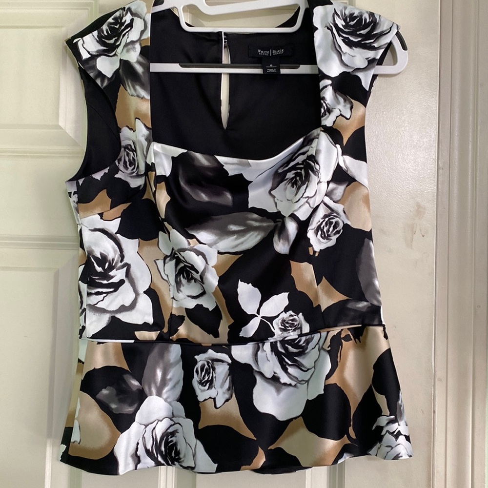 White House Black Market Black White and Gold Floral Peplum Blouse
